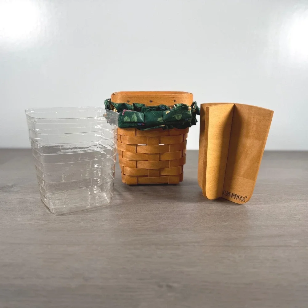 Longaberger 1996 Handwoven Maple Divided Hostess Serving Basket Signed by Weaver